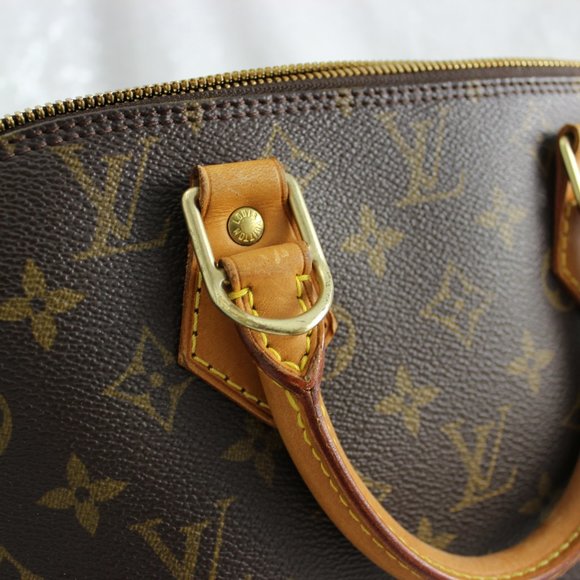 Louis Vuitton Alma PM - Monogram - Picture 2 of 10